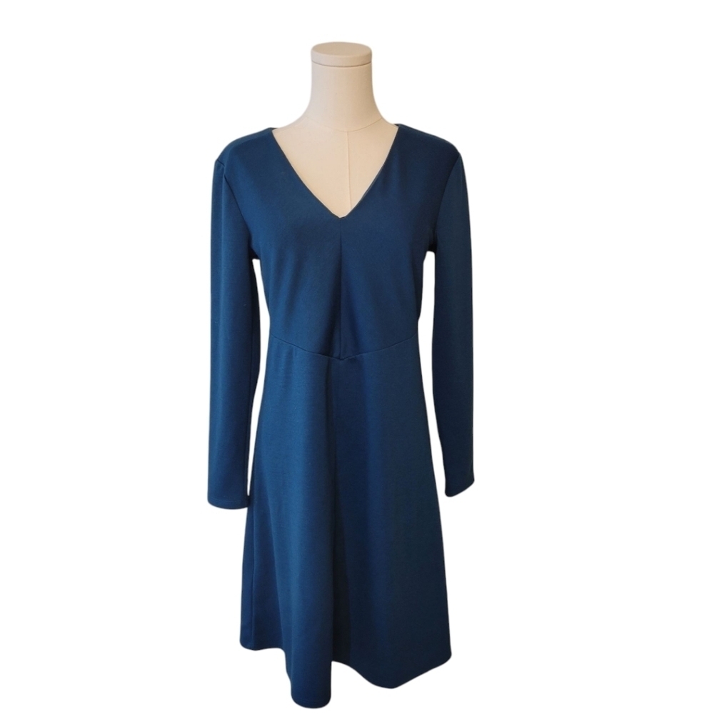 Ann Taylor Green Fit and Flare Dress Size Small